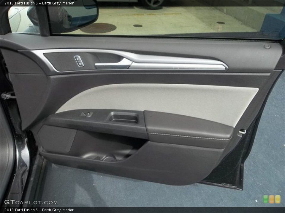 Earth Gray Interior Door Panel for the 2013 Ford Fusion S #72260119