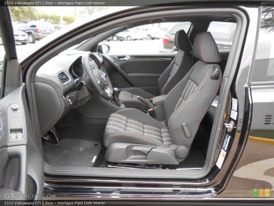 Interlagos Plaid Cloth Interior Photo for the 2013 Volkswagen GTI 2 Door #72263875