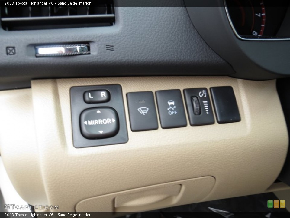 Sand Beige Interior Controls for the 2013 Toyota Highlander V6 #72265933