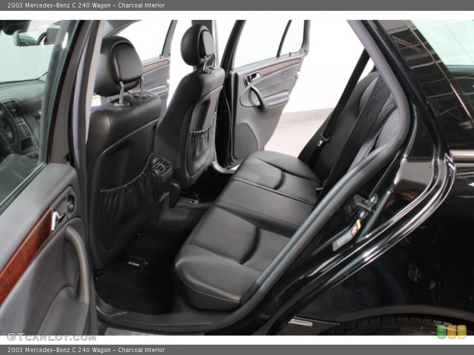 Charcoal Interior Photo for the 2003 Mercedes-Benz C 240 Wagon #72274456
