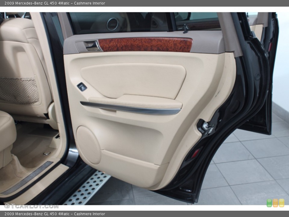 Cashmere Interior Door Panel for the 2009 Mercedes-Benz GL 450 4Matic #72279769