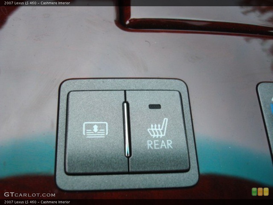 Cashmere Interior Controls for the 2007 Lexus LS 460 #72288172