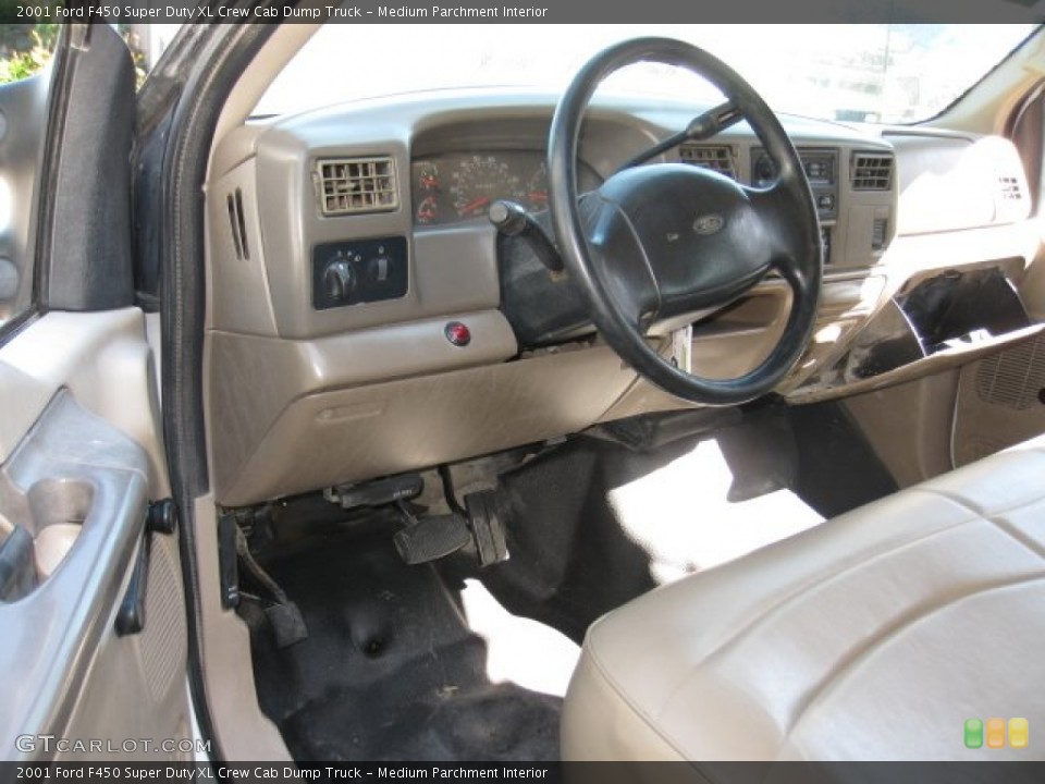 Medium Parchment Interior Dashboard for the 2001 Ford F450 Super Duty XL Crew Cab Dump Truck #72292916