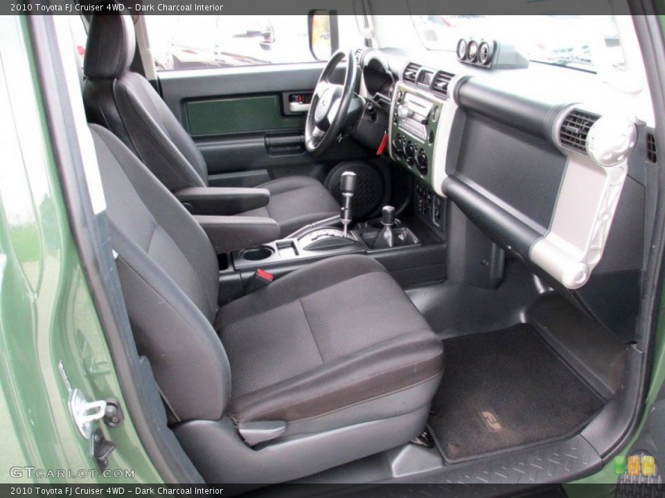 Dark Charcoal Interior Photo for the 2010 Toyota FJ Cruiser 4WD #72294671