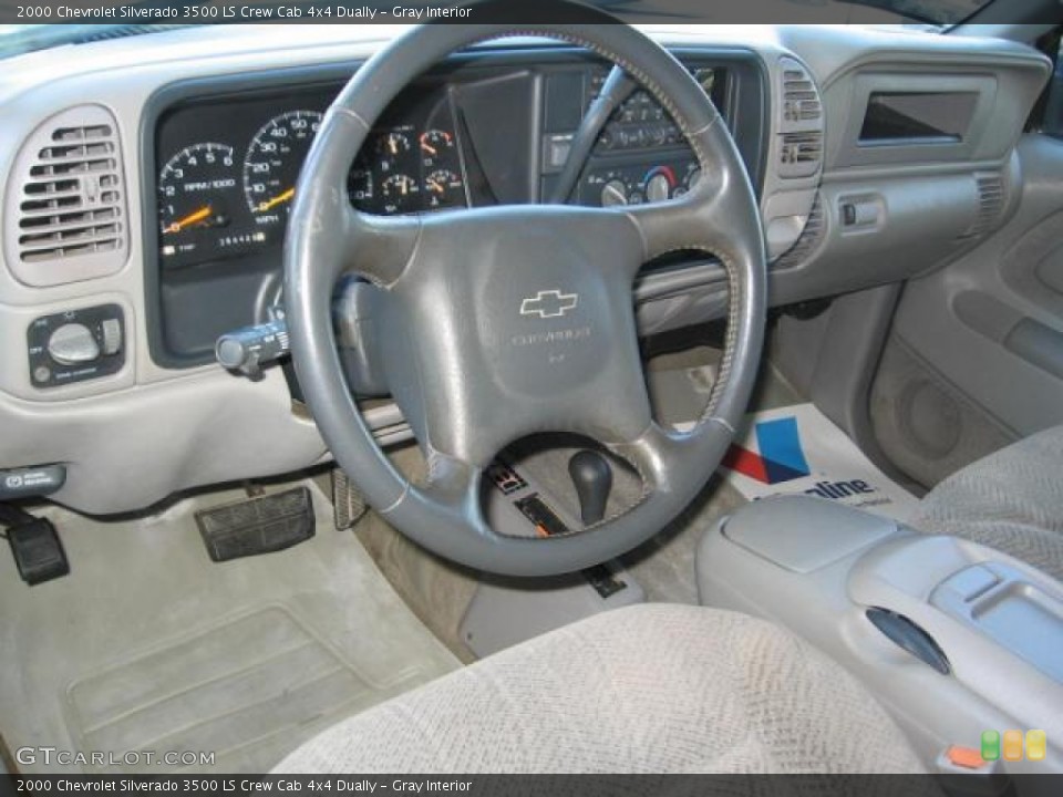 Gray Interior Dashboard for the 2000 Chevrolet Silverado 3500 LS Crew Cab 4x4 Dually #72298613