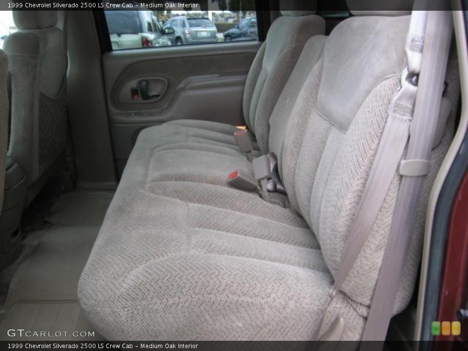 Medium Oak Interior Rear Seat for the 1999 Chevrolet Silverado 2500 LS Crew Cab #72311288
