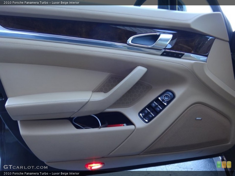 Luxor Beige Interior Door Panel for the 2010 Porsche Panamera Turbo #72316552