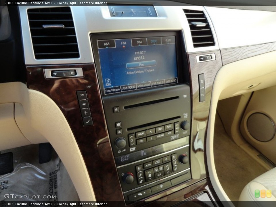 Cocoa/Light Cashmere Interior Controls for the 2007 Cadillac Escalade AWD #72326213