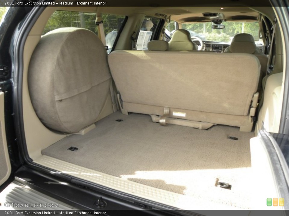 Medium Parchment Interior Trunk for the 2001 Ford Excursion Limited #72339041