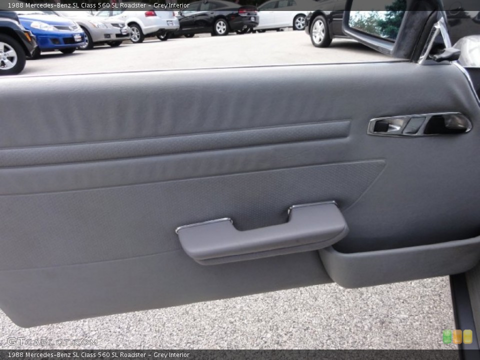 Grey Interior Door Panel for the 1988 Mercedes-Benz SL Class 560 SL Roadster #72363661