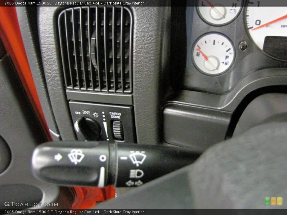 Dark Slate Gray Interior Controls for the 2005 Dodge Ram 1500 SLT Daytona Regular Cab 4x4 #72374691