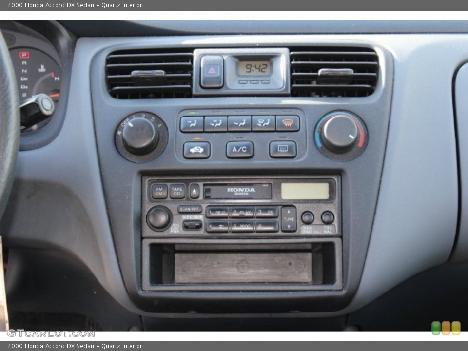Quartz Interior Controls for the 2000 Honda Accord DX Sedan #72379953