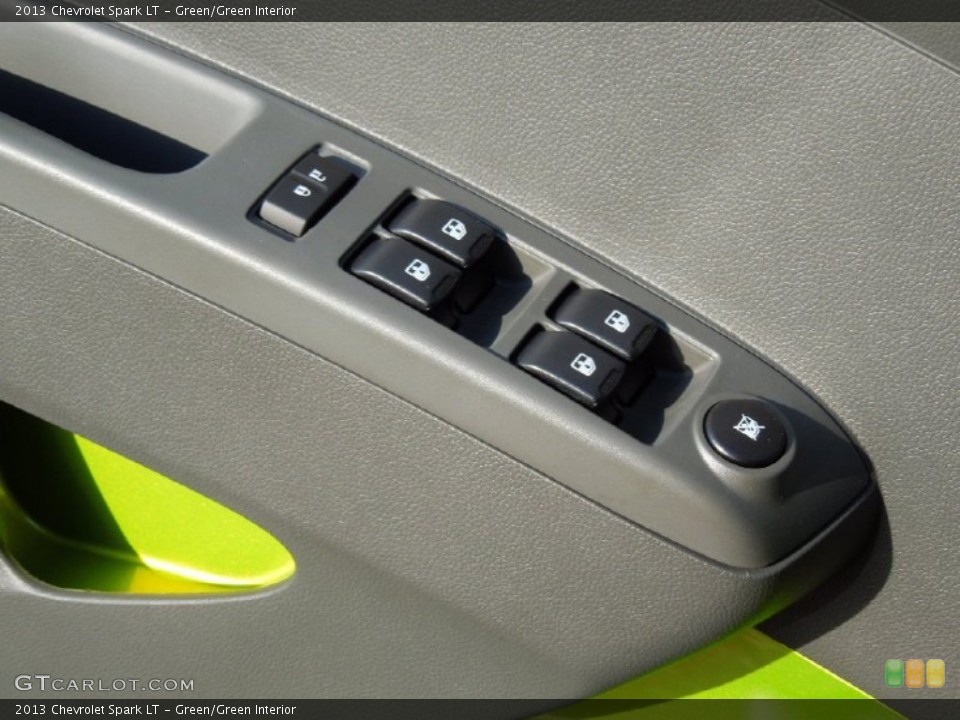 Green/Green Interior Controls for the 2013 Chevrolet Spark LT #72394431