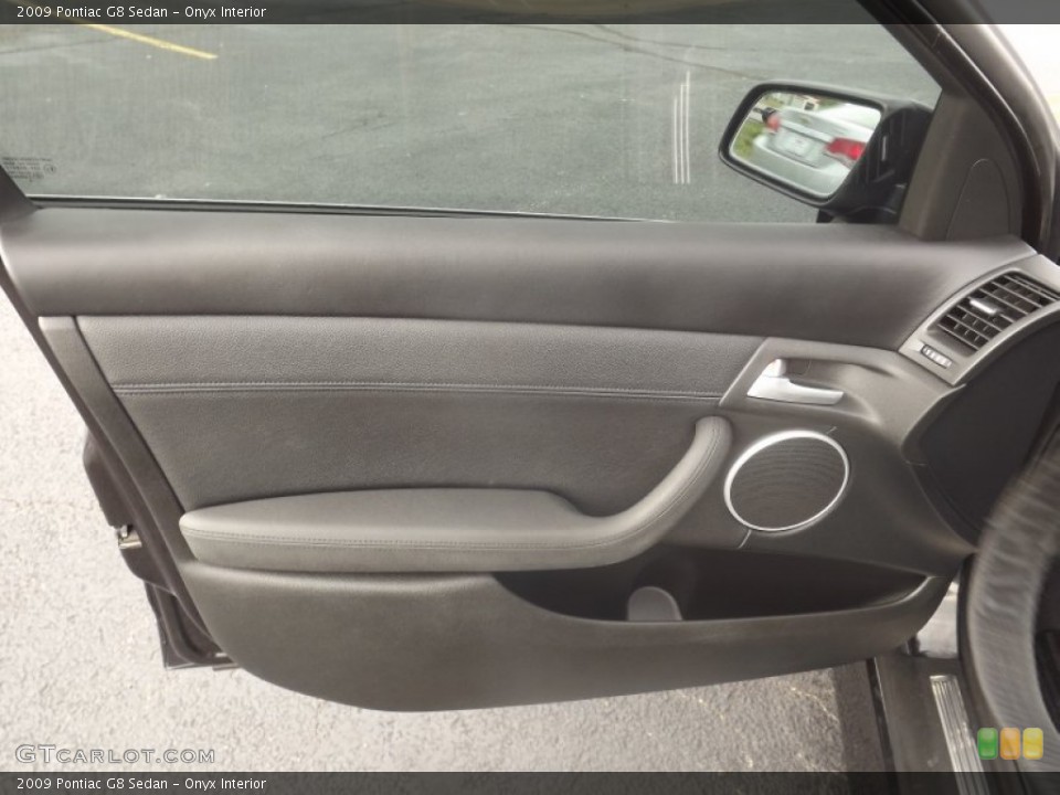 Onyx Interior Door Panel for the 2009 Pontiac G8 Sedan #72395229