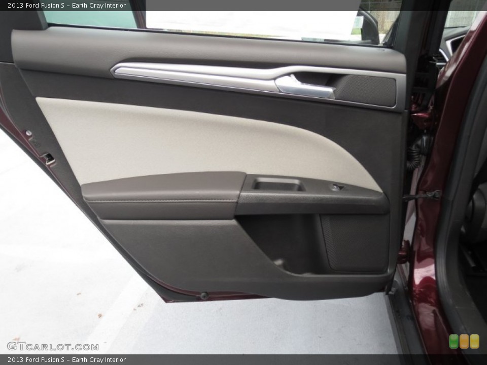 Earth Gray Interior Door Panel for the 2013 Ford Fusion S #72409580