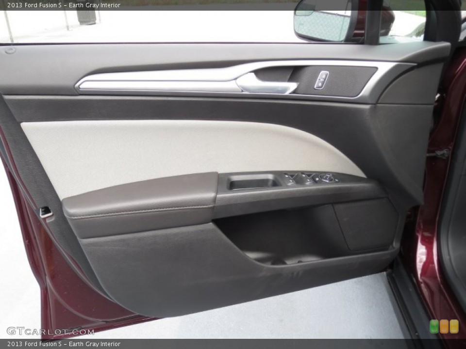 Earth Gray Interior Door Panel for the 2013 Ford Fusion S #72409622