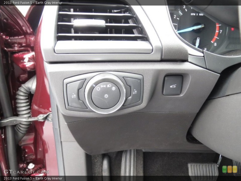 Earth Gray Interior Controls for the 2013 Ford Fusion S #72409868