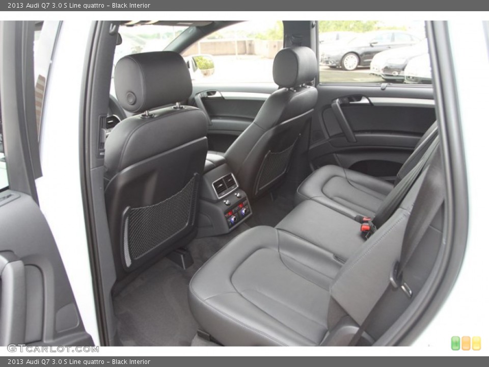 Black Interior Rear Seat for the 2013 Audi Q7 3.0 S Line quattro #72432059