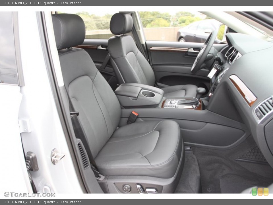 Black Interior Photo for the 2013 Audi Q7 3.0 TFSI quattro #72433132