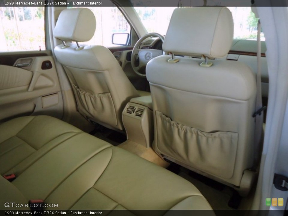 Parchment Interior Photo for the 1999 Mercedes-Benz E 320 Sedan #72439578