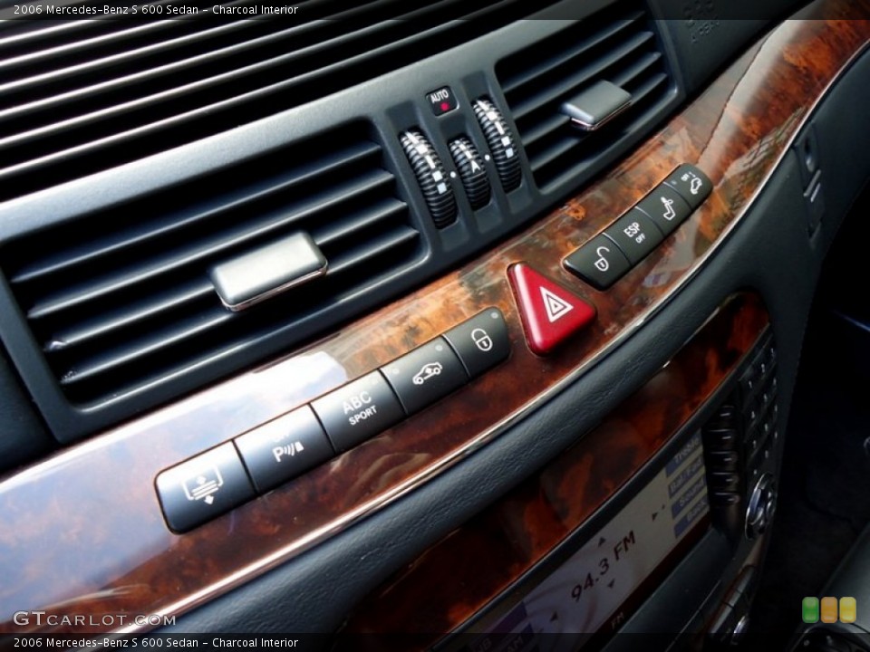 Charcoal Interior Controls for the 2006 Mercedes-Benz S 600 Sedan #72448125