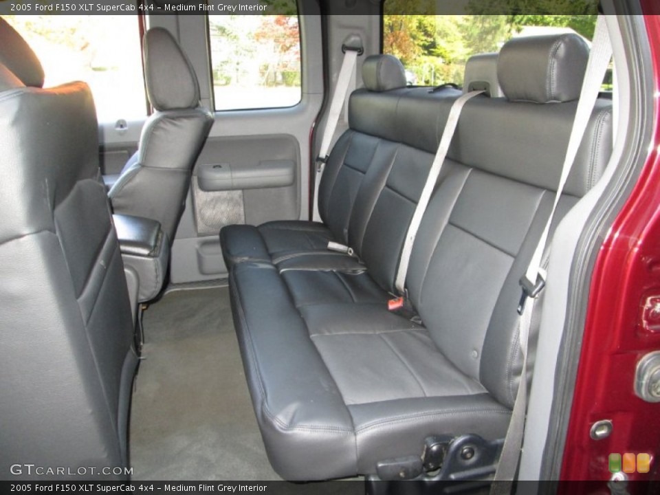 Medium Flint Grey Interior Rear Seat for the 2005 Ford F150 XLT SuperCab 4x4 #72448380