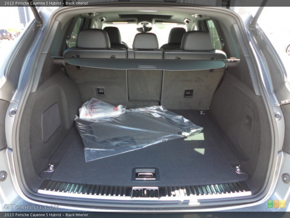 Black Interior Trunk for the 2013 Porsche Cayenne S Hybrid #72458294
