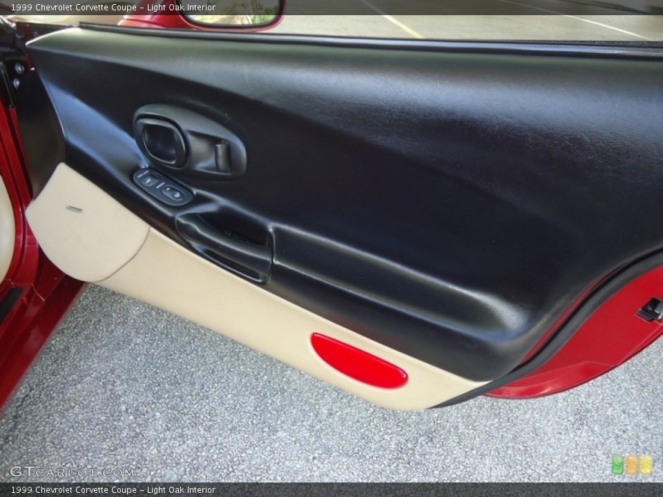 Light Oak Interior Door Panel for the 1999 Chevrolet Corvette Coupe #72460707