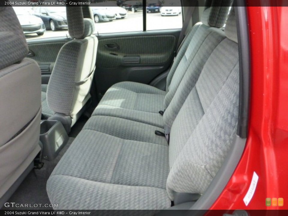 Gray Interior Photo for the 2004 Suzuki Grand Vitara LX 4WD #72466841