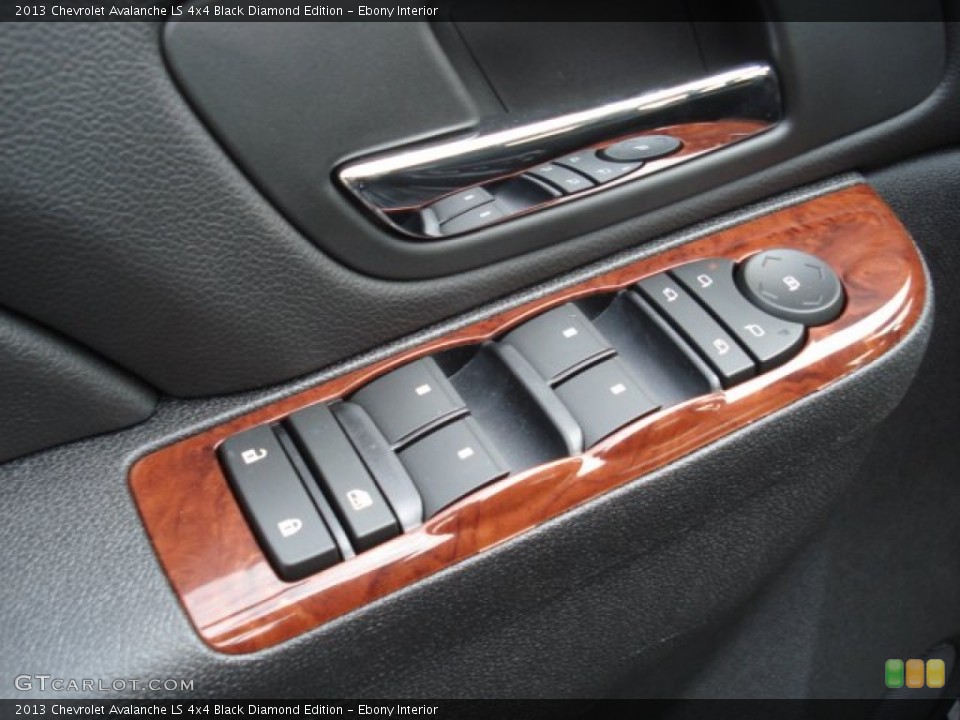 Ebony Interior Controls for the 2013 Chevrolet Avalanche LS 4x4 Black Diamond Edition #72468551