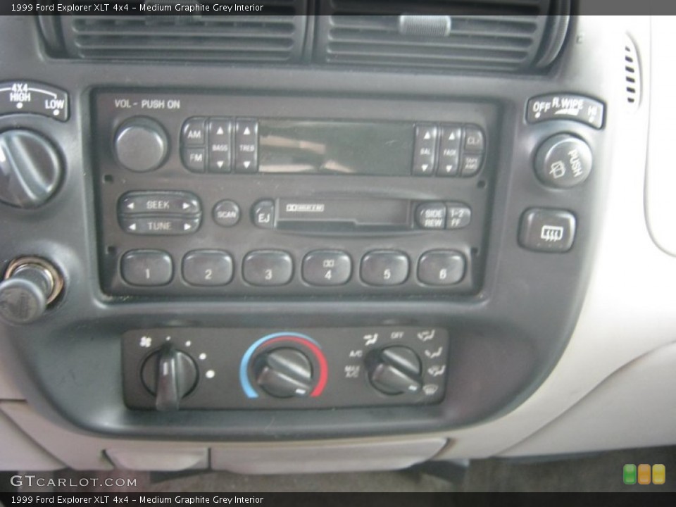 Medium Graphite Grey Interior Controls for the 1999 Ford Explorer XLT 4x4 #72475411