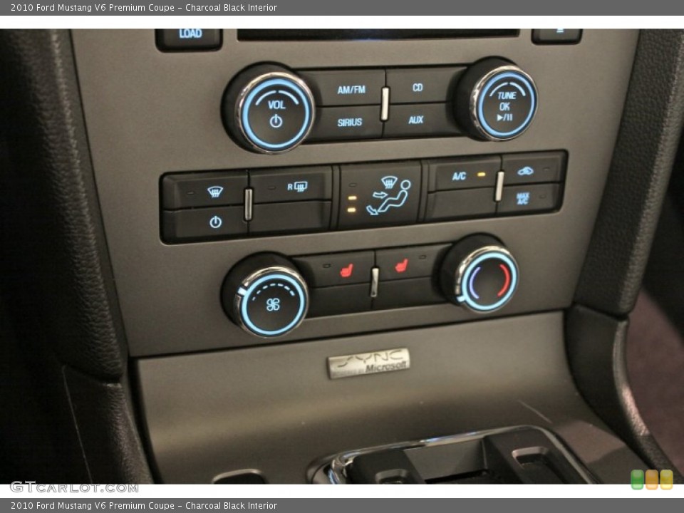 Charcoal Black Interior Controls for the 2010 Ford Mustang V6 Premium Coupe #72485527