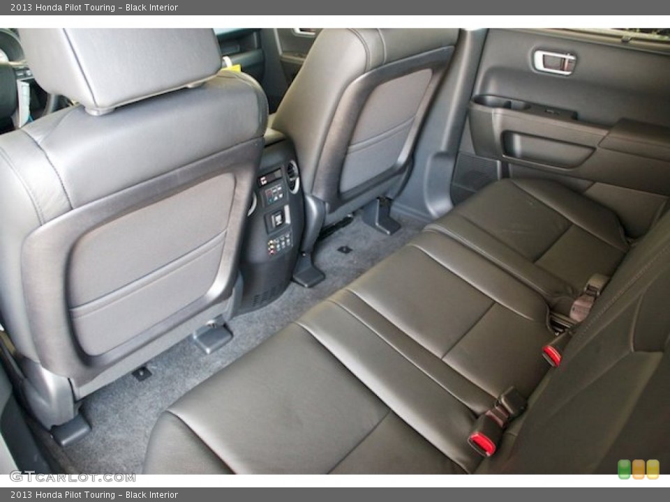 Black Interior Photo for the 2013 Honda Pilot Touring #72493648
