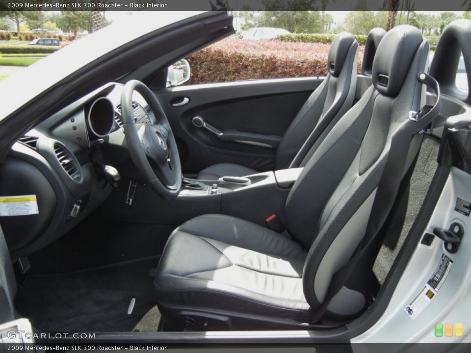 Black Interior Photo for the 2009 Mercedes-Benz SLK 300 Roadster #72497490