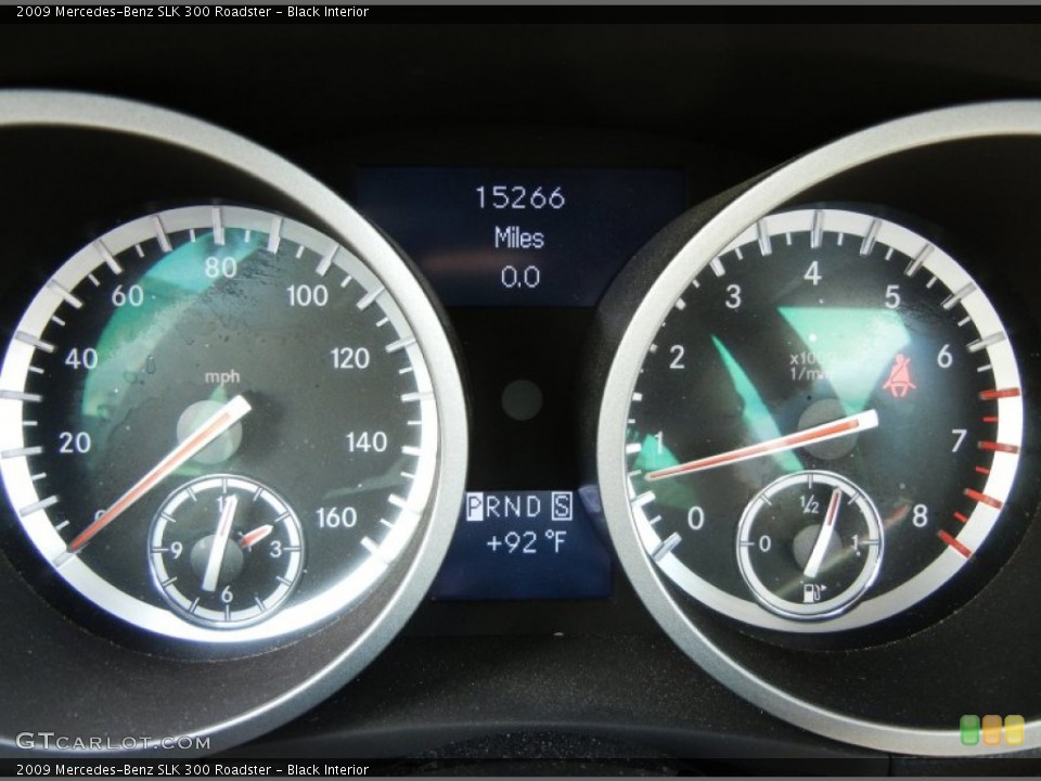 Black Interior Gauges for the 2009 Mercedes-Benz SLK 300 Roadster #72497640