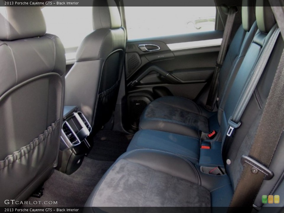 Black Interior Photo for the 2013 Porsche Cayenne GTS #72507009