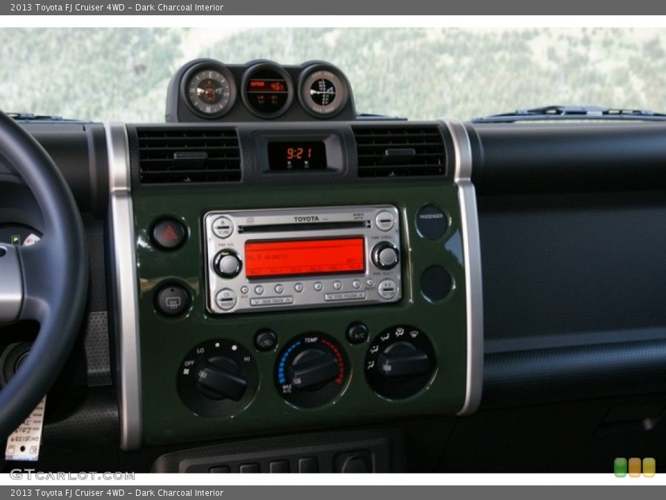 Dark Charcoal Interior Controls for the 2013 Toyota FJ Cruiser 4WD #72507537