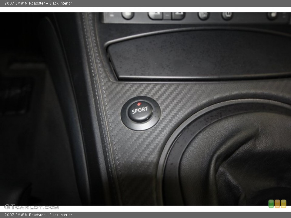 Black Interior Controls for the 2007 BMW M Roadster #72522695