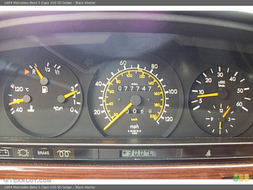 Black Interior Gauges for the 1984 Mercedes-Benz S Class 300 SD Sedan #72528816