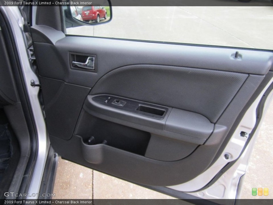 Charcoal Black Interior Door Panel for the 2009 Ford Taurus X Limited #72554632