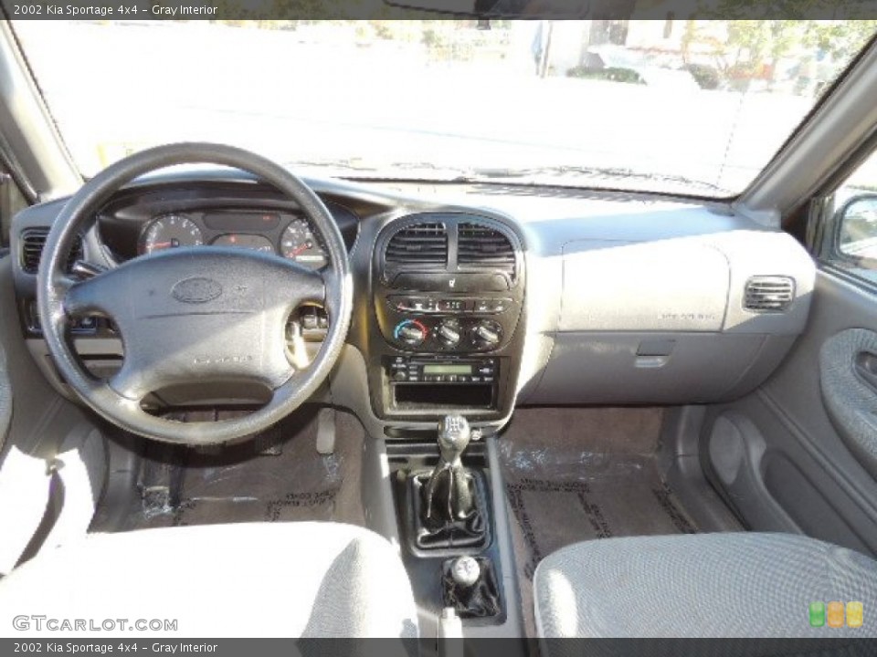 Gray Interior Dashboard for the 2002 Kia Sportage 4x4 #72554849