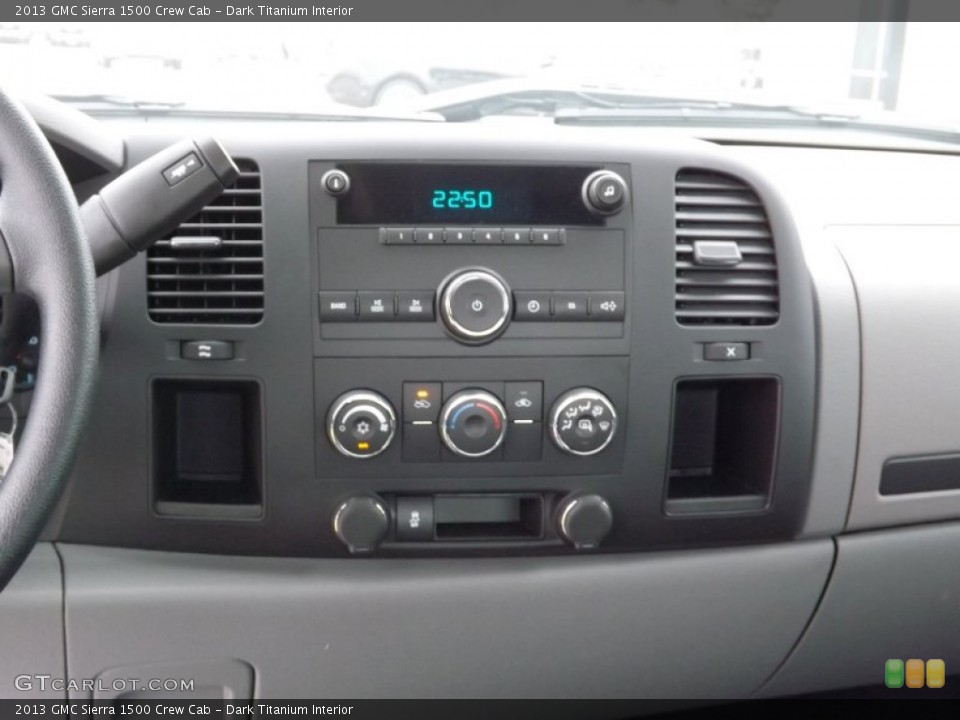 Dark Titanium Interior Controls for the 2013 GMC Sierra 1500 Crew Cab #72556698