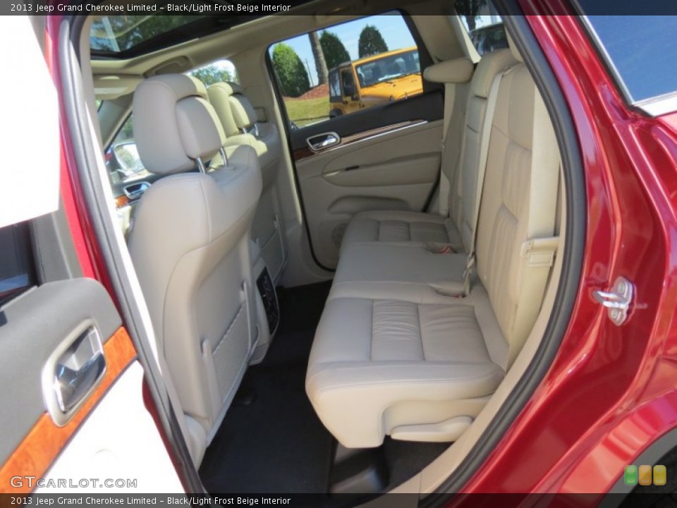 Black/Light Frost Beige Interior Photo for the 2013 Jeep Grand Cherokee Limited #72566923