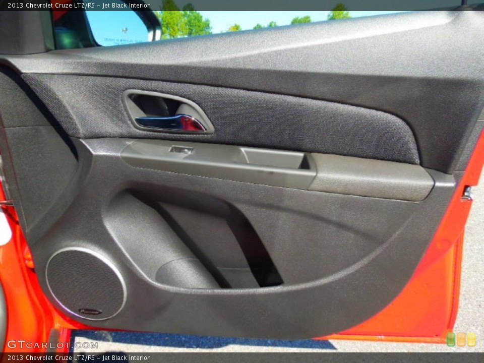 Jet Black Interior Door Panel for the 2013 Chevrolet Cruze LTZ/RS #72571497