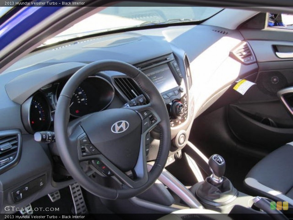 Black Interior Photo for the 2013 Hyundai Veloster Turbo #72573594