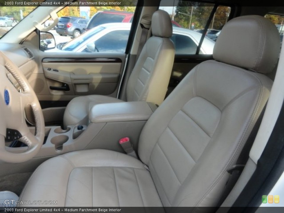 Medium Parchment Beige Interior Photo for the 2003 Ford Explorer Limited 4x4 #72581478