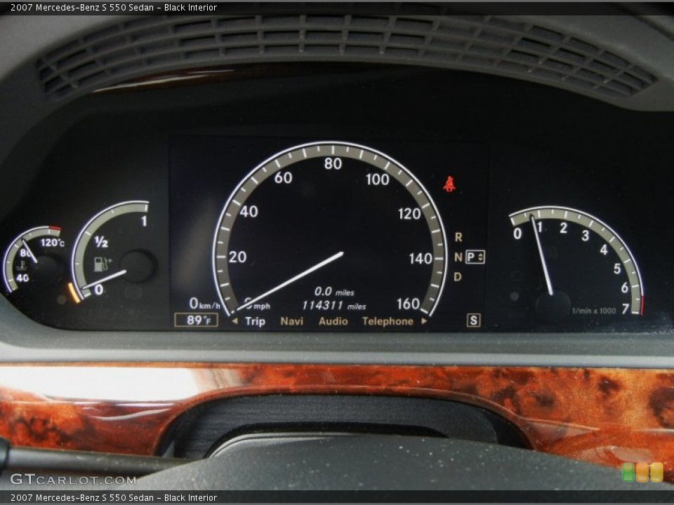 Black Interior Gauges for the 2007 Mercedes-Benz S 550 Sedan #72585063