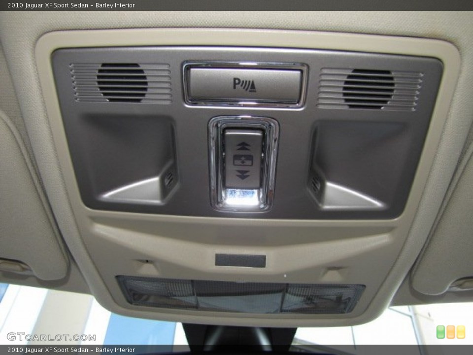 Barley Interior Controls for the 2010 Jaguar XF Sport Sedan #72603455