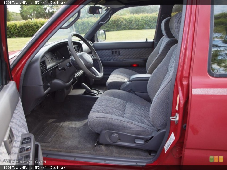 Gray Interior Photo for the 1994 Toyota 4Runner SR5 4x4 #72615125