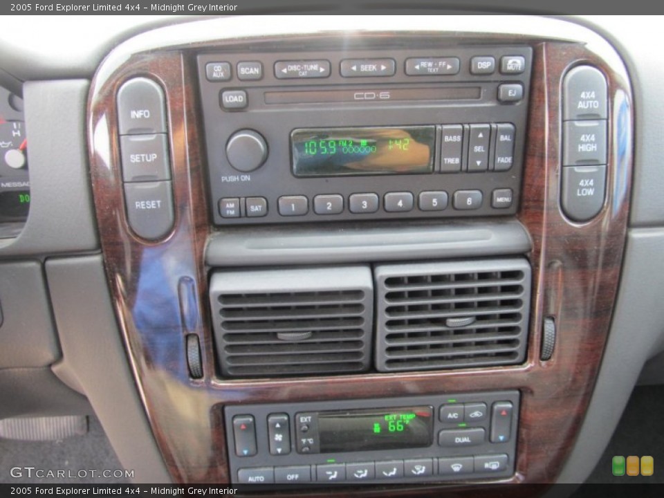 Midnight Grey Interior Controls for the 2005 Ford Explorer Limited 4x4 #72617870